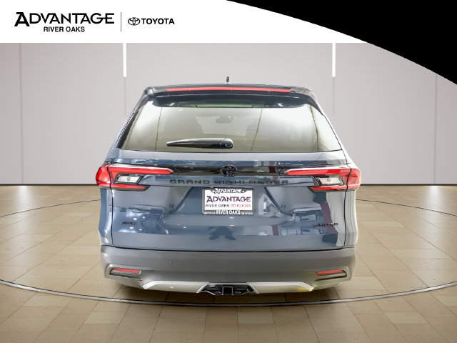 New 2026 Toyota Grand Highlander AWD image 6