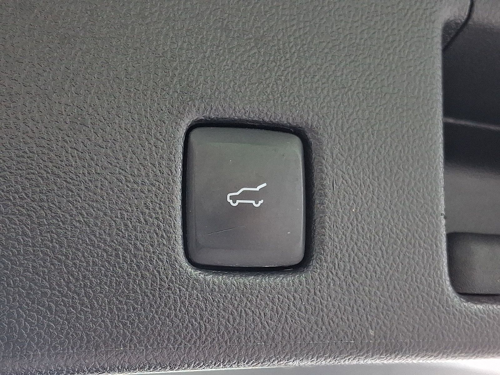 Certified 2021 Ford Escape SEL FWD image 30
