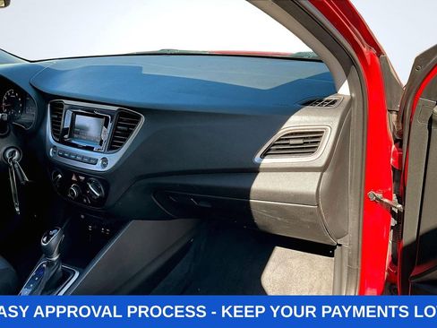 Used 2019 Hyundai Accent SE FWD image 33