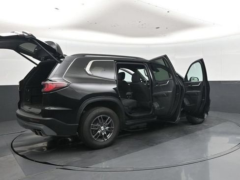 Used 2025 GMC Acadia Elevation FWD image 49