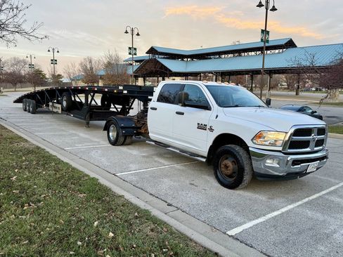 Used 2016 RAM 3500 SLT w/ Quick Order Package 29G SLT image 22