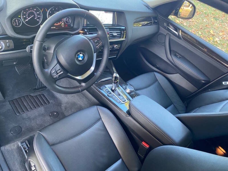 Used 2018 BMW X3 xDrive30i AWD/4WD image 9