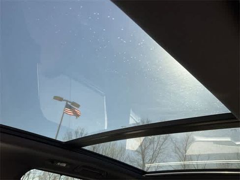 Used 2018 Porsche Cayenne Platinum Edition image 14