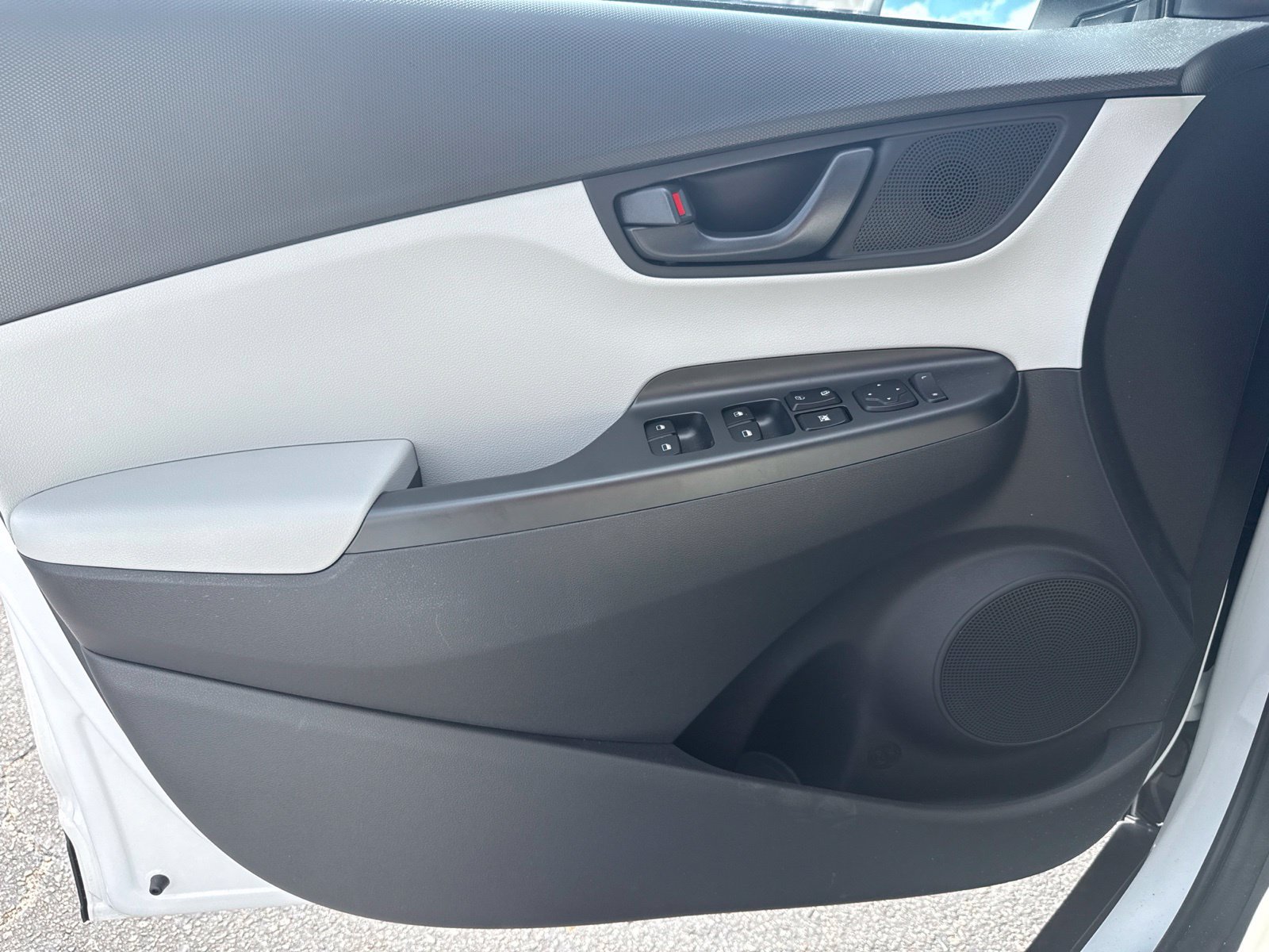 Used 2018 Hyundai Elantra SE FWD image 20