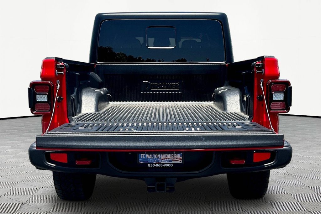 Used 2026 Jeep Gladiator Rubicon AWD/4WD image 9