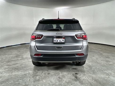 Used 2021 Jeep Compass Limited image 7