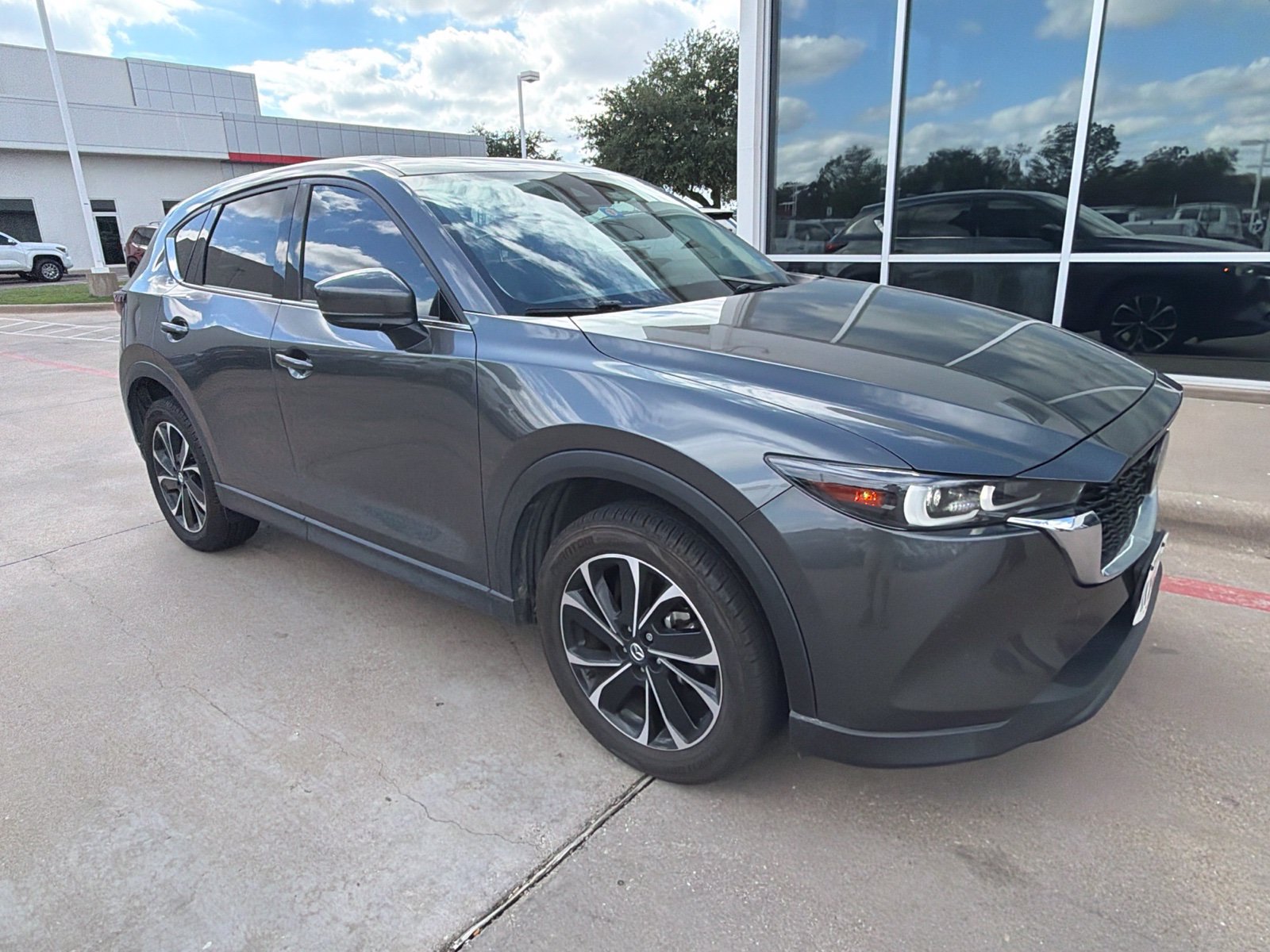 Used 2022 MAZDA CX-5 AWD 2.5 S w/ Premium Package image 3