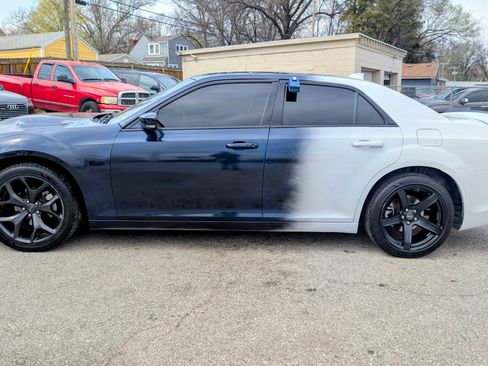 Used 2023 Chrysler 300 S RWD image 6