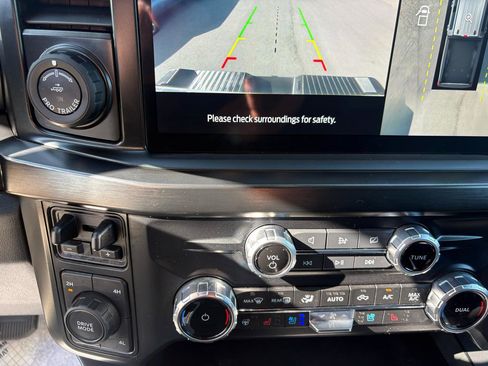 Used 2023 Ford F350 Lariat w/ Lariat Ultimate Package image 27