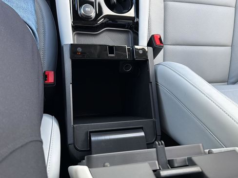 New 2026 Ford Explorer Platinum w/ LUX Leather Package image 34