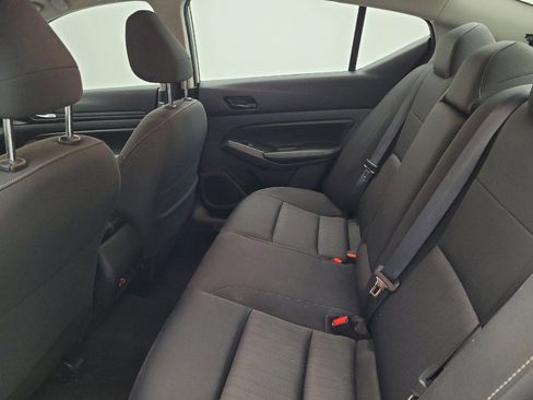 Used 2024 Nissan Altima 2.5 SV image 18