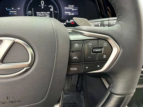Used 2025 Lexus RX 350h AWD/4WD image 17