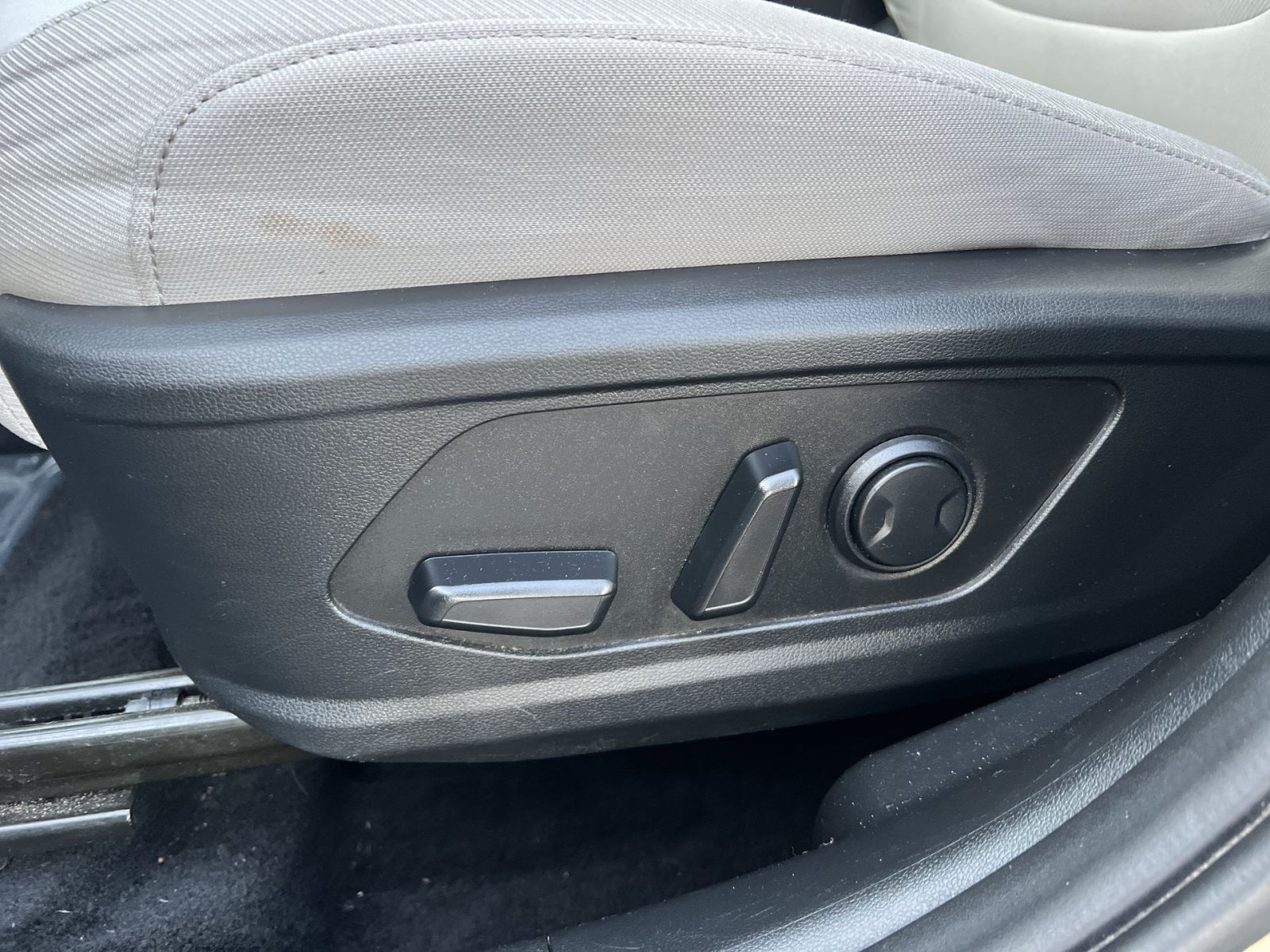 Used 2025 Hyundai Tucson SEL FWD image 14