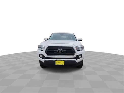 Used 2022 Toyota Tacoma SR5 image 3