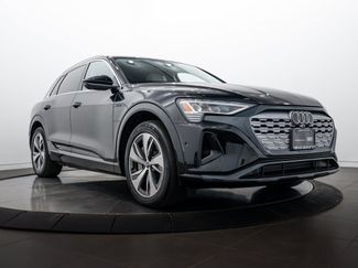 Certified 2024 Audi Q8 e-tron Premium Plus w/ Premium Plus Package AWD/4WD video 1