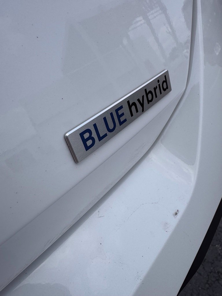 Used 2026 Hyundai Elantra Hybrid FWD image 9