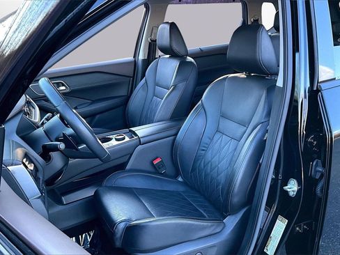 Used 2023 Nissan Rogue Platinum w/ Platinum Premium Package image 20