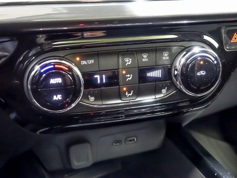 New 2026 Chevrolet Trax ACTIV w/ Sunroof Package image 18