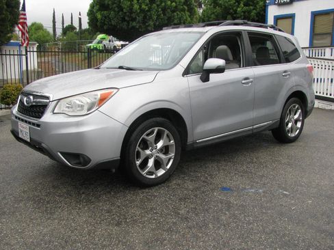 Used 2016 Subaru Forester 2.5i Touring w/ Eyesight & Navigation System AWD/4WD image 2