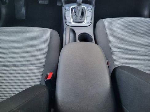 Used 2018 Hyundai Kona SE image 34