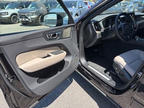 New 2026 Volvo XC60 B5 Plus w/ Protection Package Premier AWD/4WD image 11
