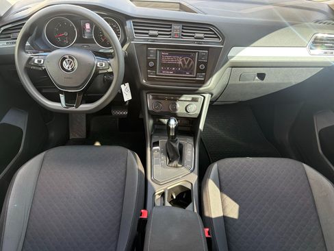 Used 2018 Volkswagen Tiguan S FWD image 2