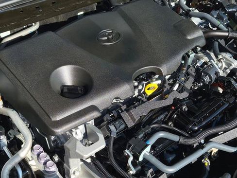 Certified 2025 Toyota Camry LE FWD image 21