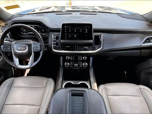 Certified 2023 GMC Yukon SLT image 15