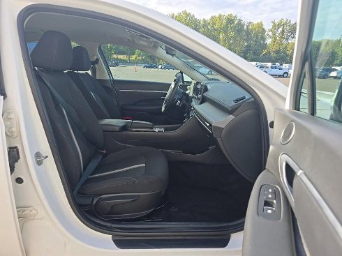 Used 2025 Hyundai Sonata SEL FWD image 8
