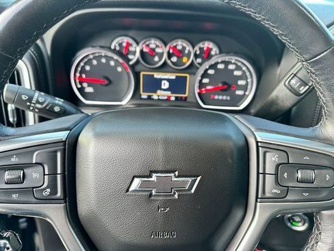 Used 2022 Chevrolet Silverado 1500 LT Trail Boss w/ Convenience Package II image 22