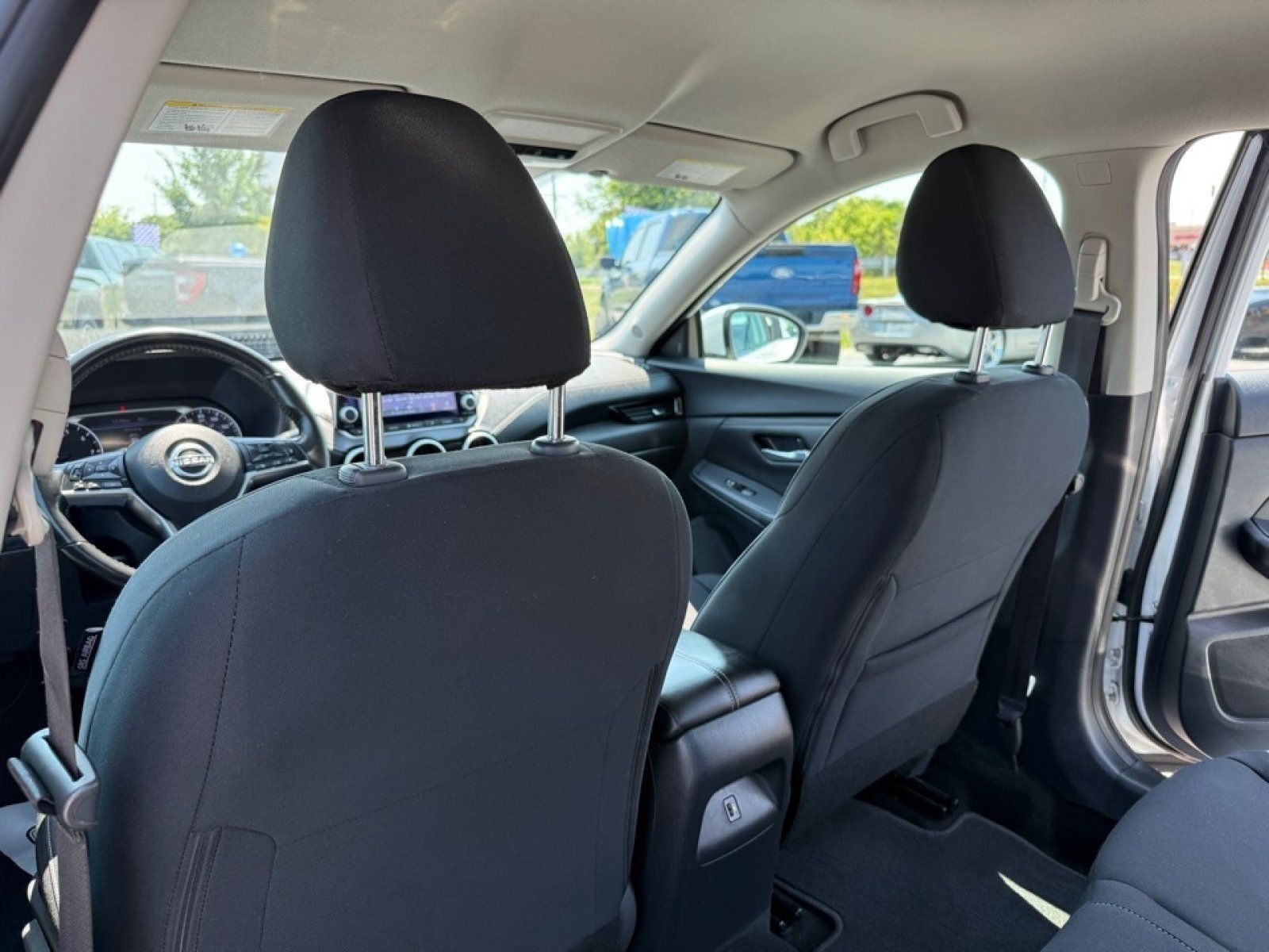 Used 2024 Nissan Sentra SV w/ All-Weather Package FWD image 29