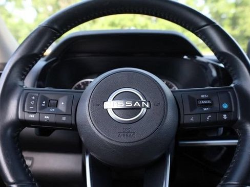 Certified 2025 Nissan Pathfinder SV AWD/4WD image 11