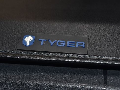 Used 2023 Jeep Gladiator Sport image 28