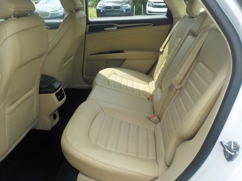 Used 2016 Ford Fusion SE w/ Equipment Group 202A FWD image 24