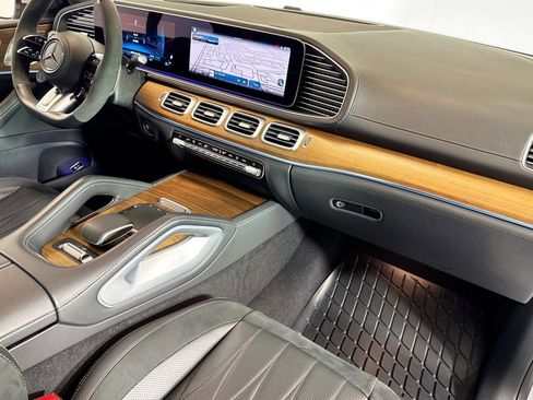 Certified 2024 Mercedes-Benz GLE 63 AMG S image 28