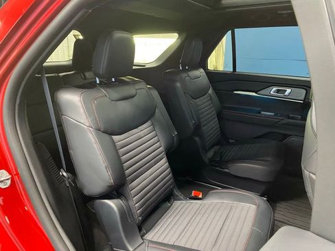 New 2026 Ford Explorer ST-Line w/ ST-Line Street Pack image 42