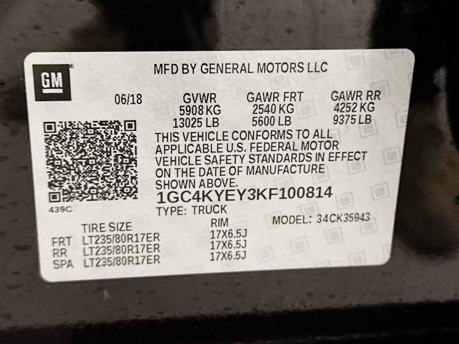 Used 2019 Chevrolet Silverado 3500 High Country w/ Duramax Plus Package AWD/4WD image 32