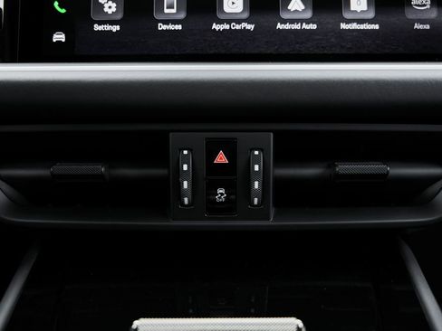 Used 2026 Porsche Cayenne Turbo image 73