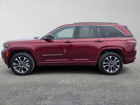 Used 2025 Jeep Grand Cherokee Overland AWD/4WD image 6