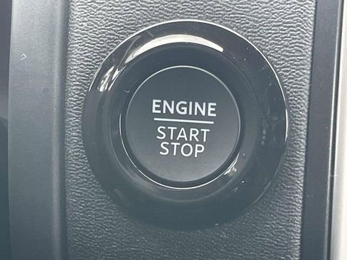 New 2025 Ford Expedition Max Active image 5