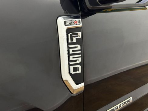 Used 2020 Ford F250 XL w/ STX Appearance Package AWD/4WD image 43