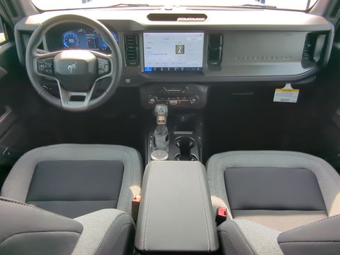 Used 2025 Ford Bronco Big Bend AWD/4WD image 13