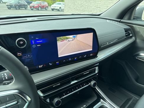 New 2026 Chevrolet Traverse LT w/ LPO, Floor Liner Package image 34