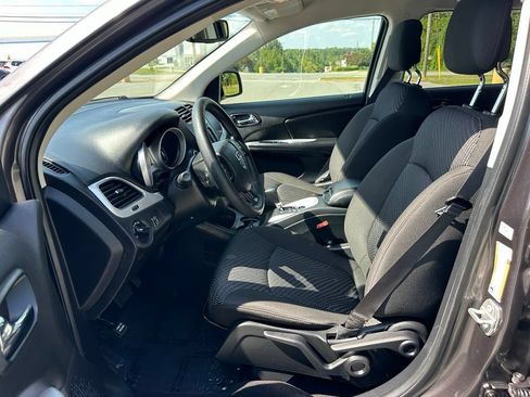Used 2020 Dodge Journey SE FWD image 10