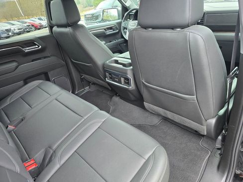 Certified 2023 GMC Sierra 1500 SLT w/ SLT Convenience Package image 28