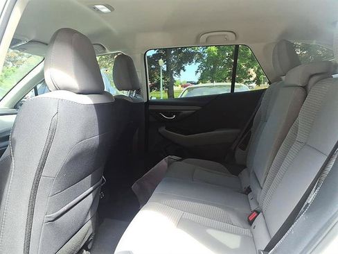 Used 2023 Subaru Outback Premium AWD/4WD image 12