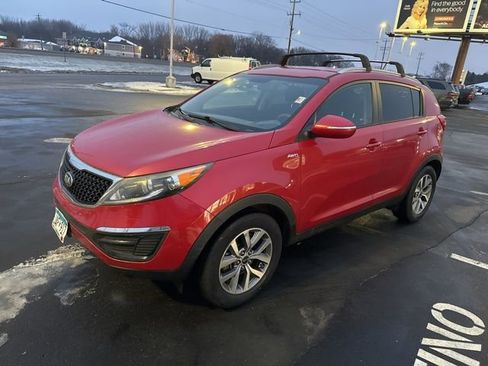 Used 2015 Kia Sportage LX image 4