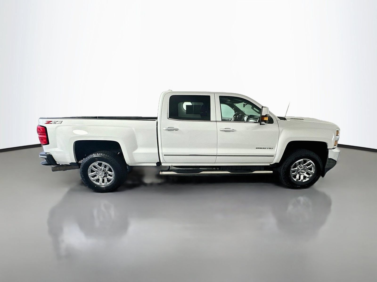 Used 2018 Chevrolet Silverado 2500 LTZ w/ Duramax Plus Package AWD/4WD image 8