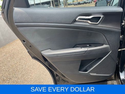 Used 2023 Kia Sportage EX FWD image 14