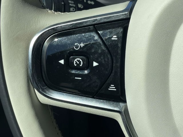Used 2023 Volvo XC90 B6 Ultimate AWD/4WD image 22